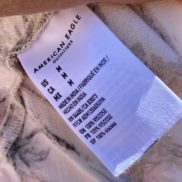 American Eagle Beach Print Faux Button Down Tank Top Size M - Picture 6 of 7